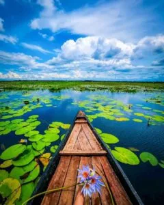 Aesthetic Boat Background
