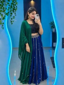 Mirror Selfie Ai Photo Prompt